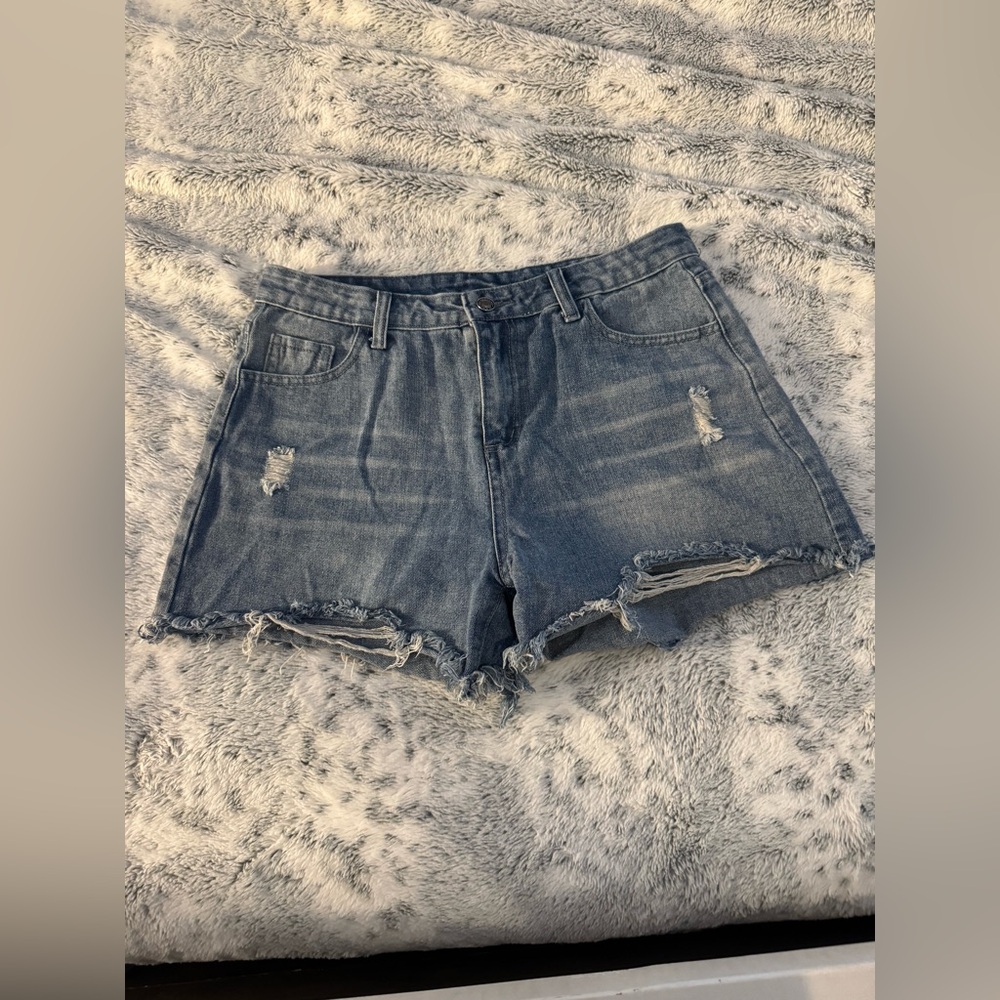 Denim Distressed Women Shorts size Large
